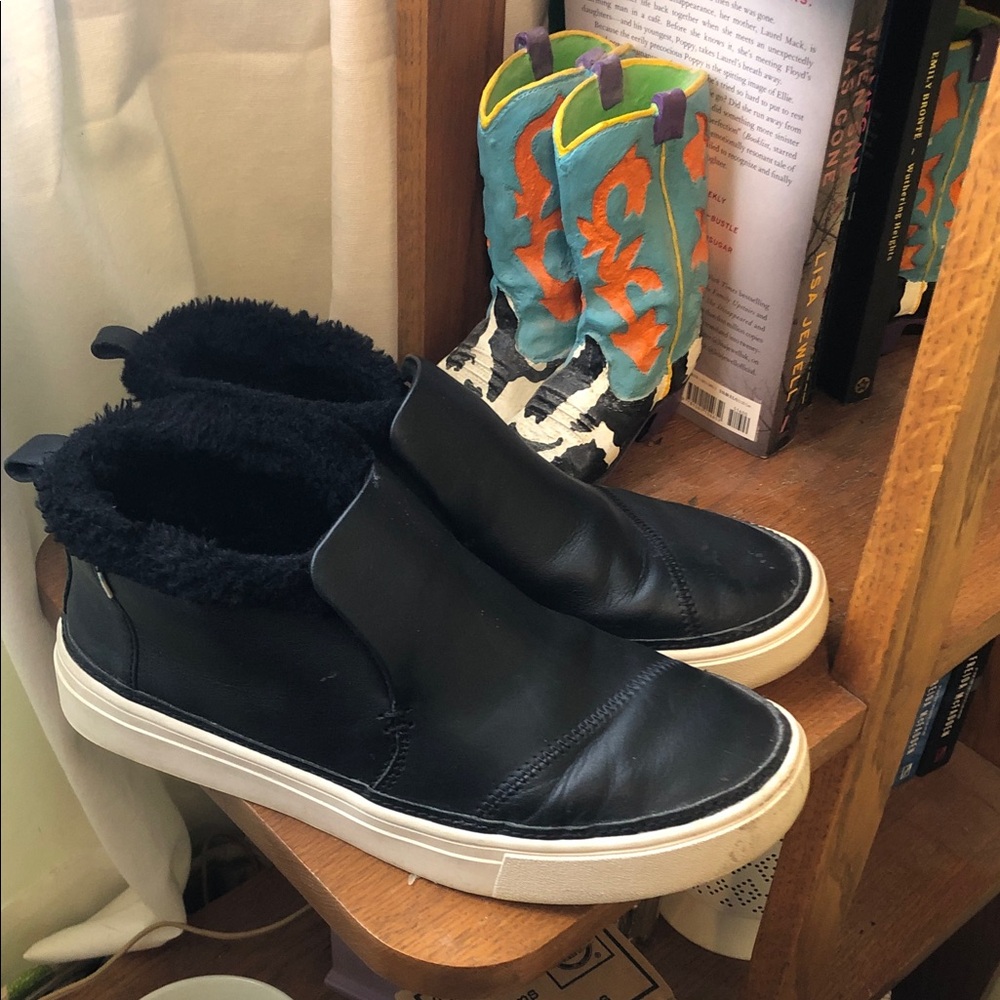 Toms high tops